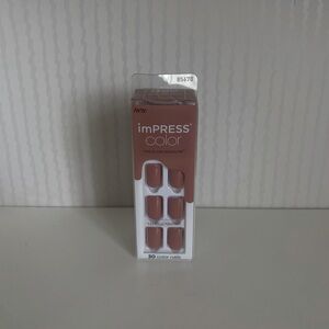 imPRESS press on nails